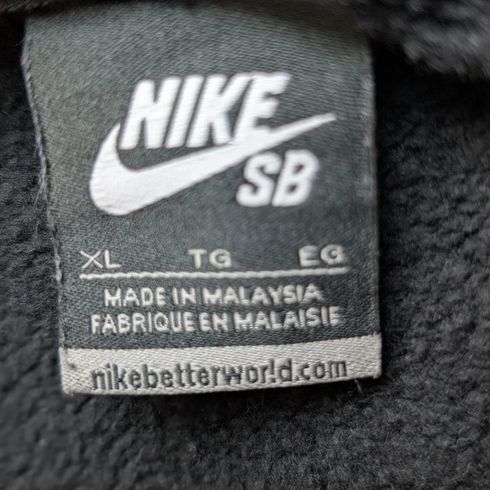 Nike SB Boys XL Hoodie Black White Icon Full Zip Youth Size 18-20 832529-010